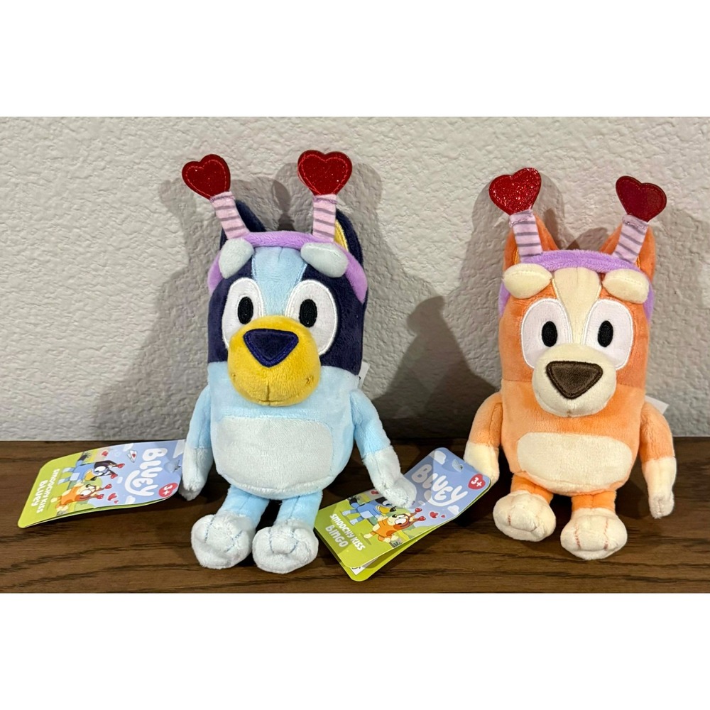 Bluey Valentine Plush Set Bluey & Bingo Smoochy Kiss Heart Antennas 8 Inch NWT